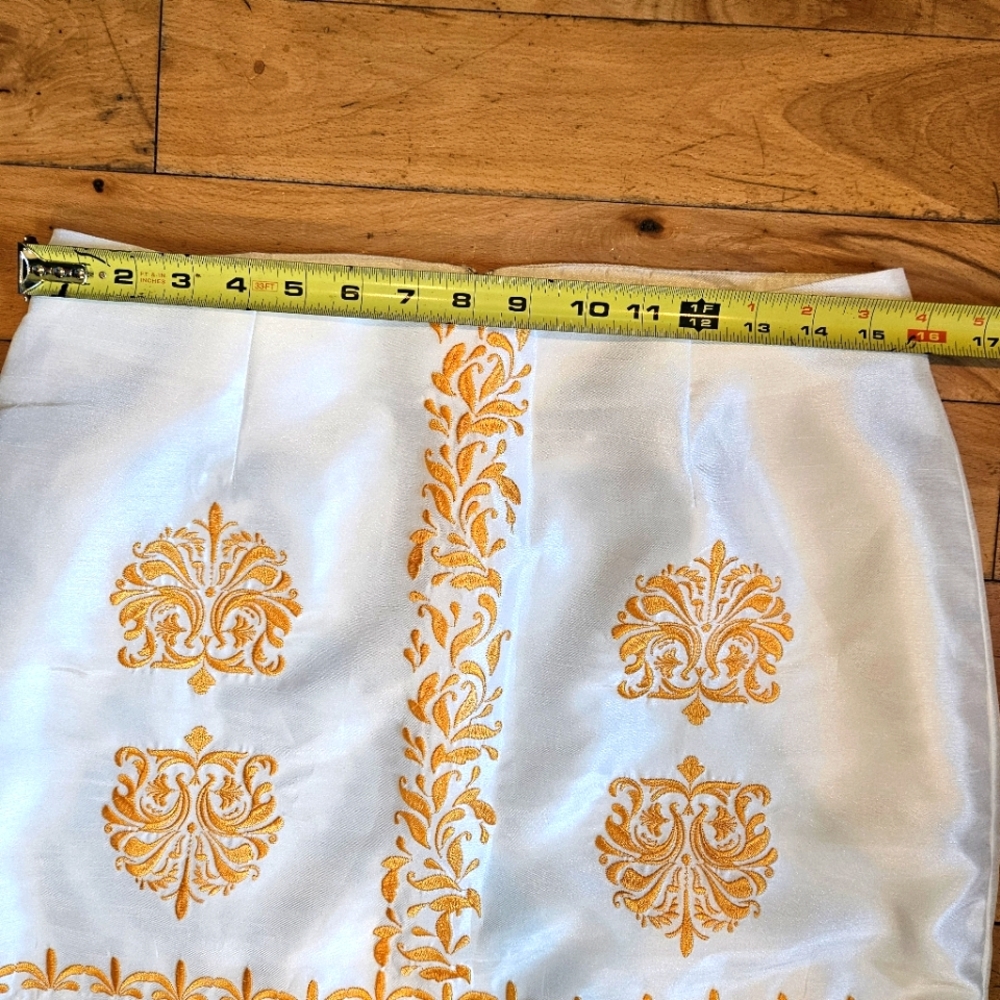 Midnight Velvet Embroidered Pencil Skirt - Picture 4 of 11